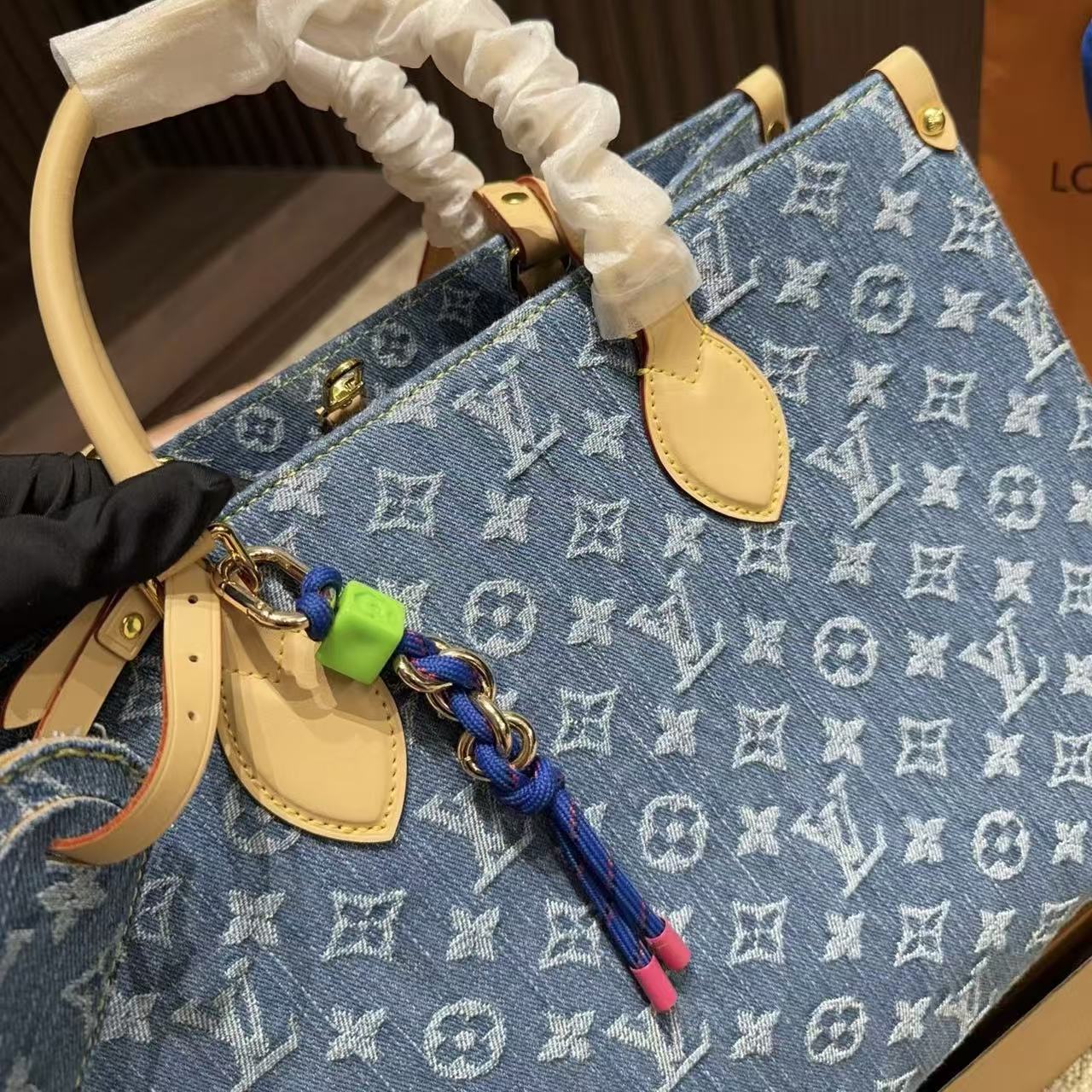 LV Onthegoデニムのハンドバッグ【50％割引+送料無料】