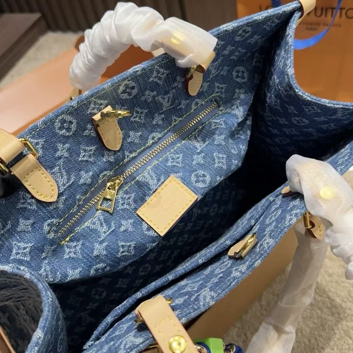 LV Onthegoデニムのハンドバッグ【50％割引+送料無料】