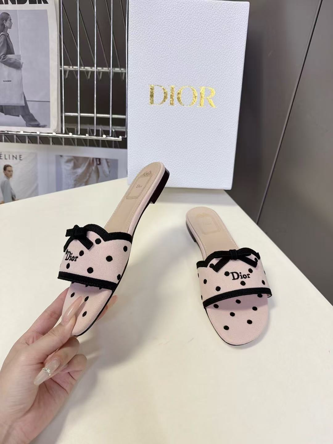 DI0R高品質な水玉模様のスリッパ【50％割引+送料無料】