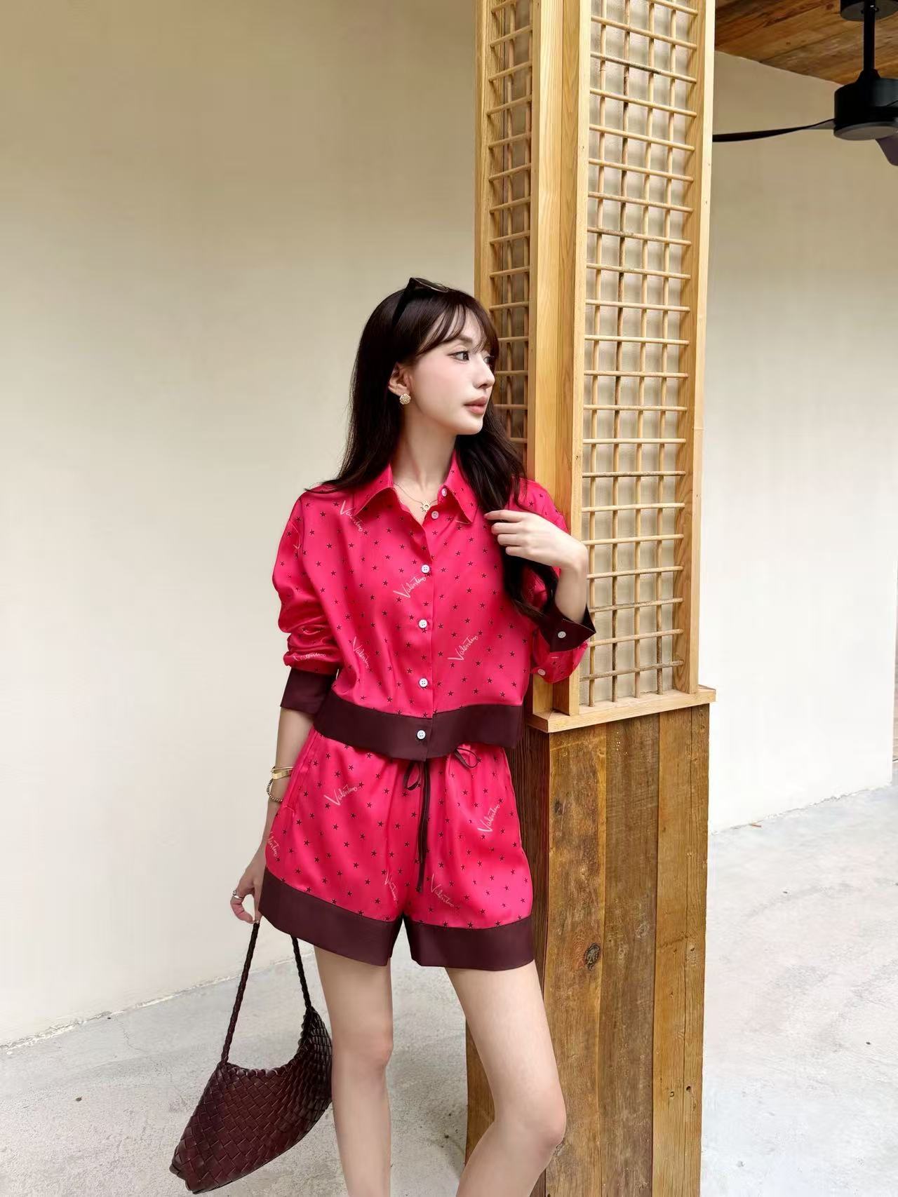 VALENT1NO 高品質シャツ＆ショートパンツ セットアップ【50％割引+送料無料】