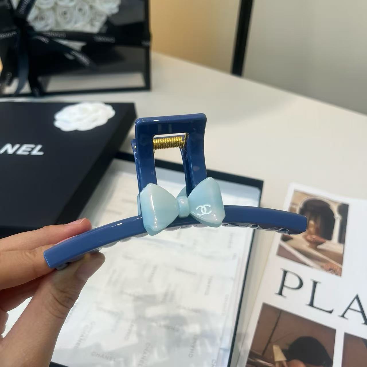 CHANE1 ダブルCヘアクリップ【50％割引+送料無料】