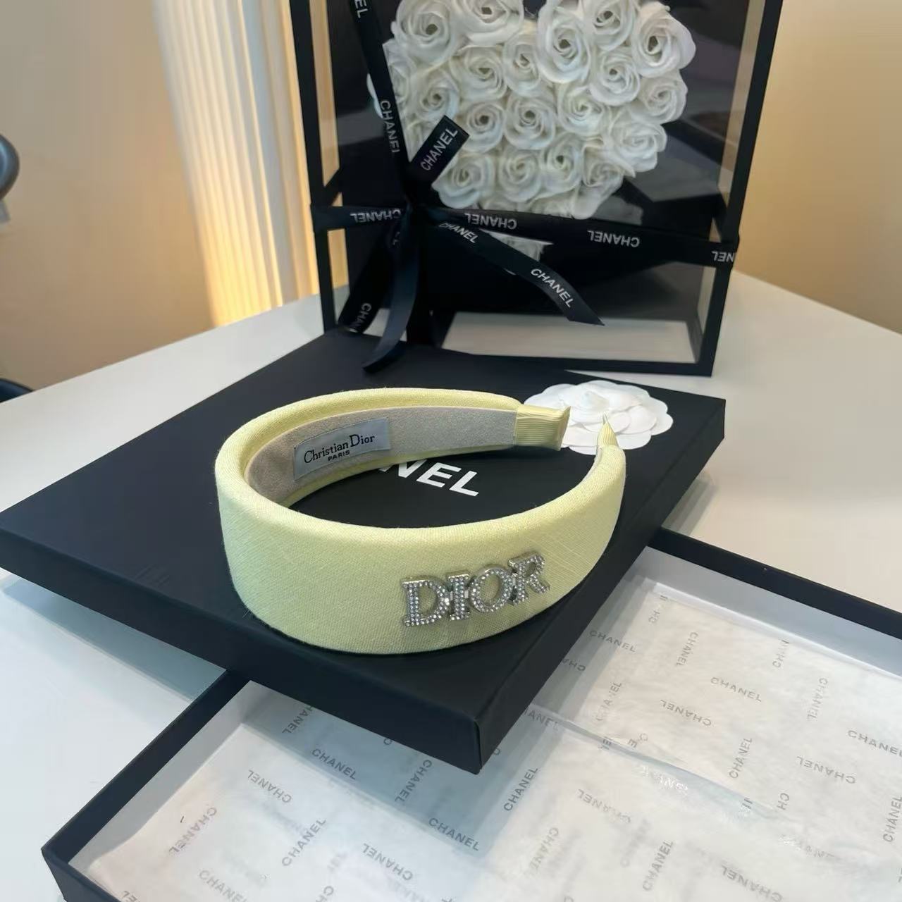 DIOR レター ダイヤモンド ヘッドバンド【50％割引+送料無料】