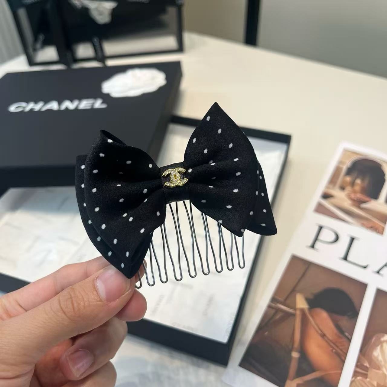 CHANE1 ダブルC ドットリボンヘアクリップ【50％割引+送料無料】