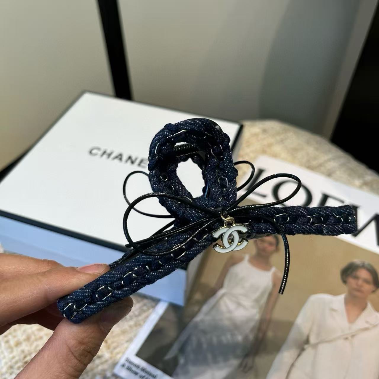 CHANE1 ダブルC デニムヘアクリップ【50％割引+送料無料】