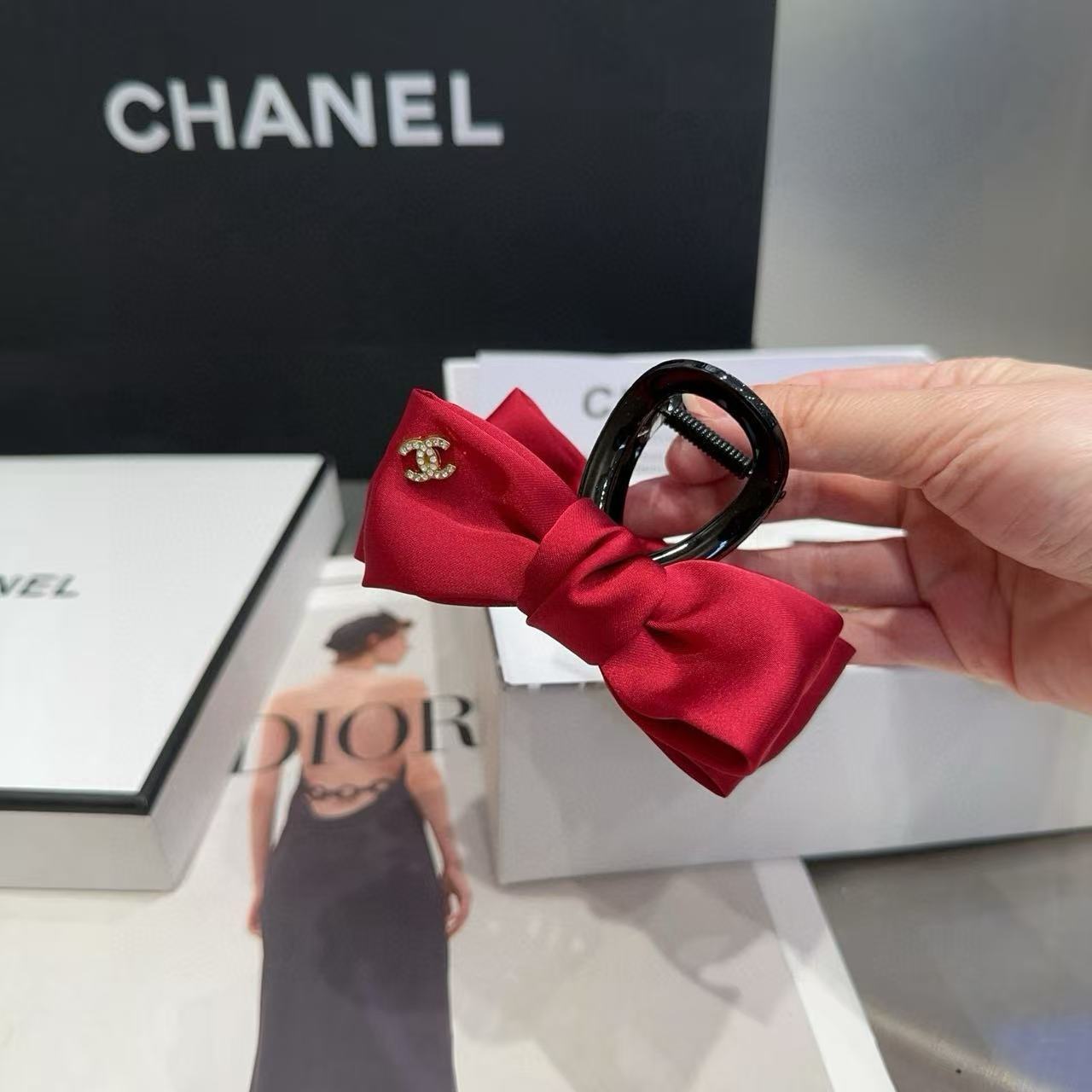 CHANE1 ダブルC カラーブロックヘアクリップ【50％割引+送料無料】