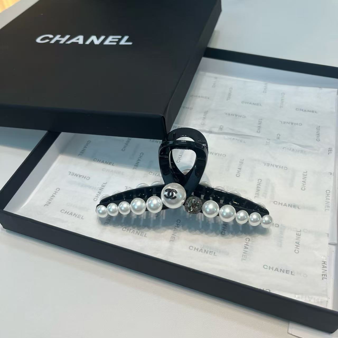 CHANE1 ダブルCパールヘアクリップ【50％割引+送料無料】