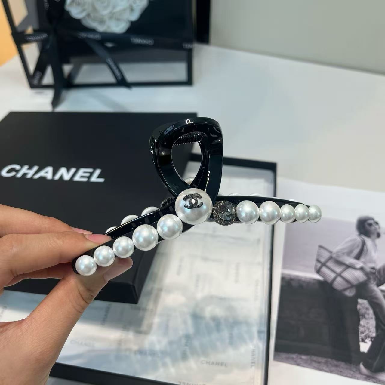 CHANE1 ダブルCパールヘアクリップ【50％割引+送料無料】
