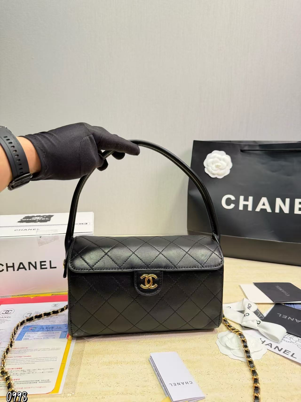 CHANE1 チェーンハンドバッグ【50％割引+送料無料】