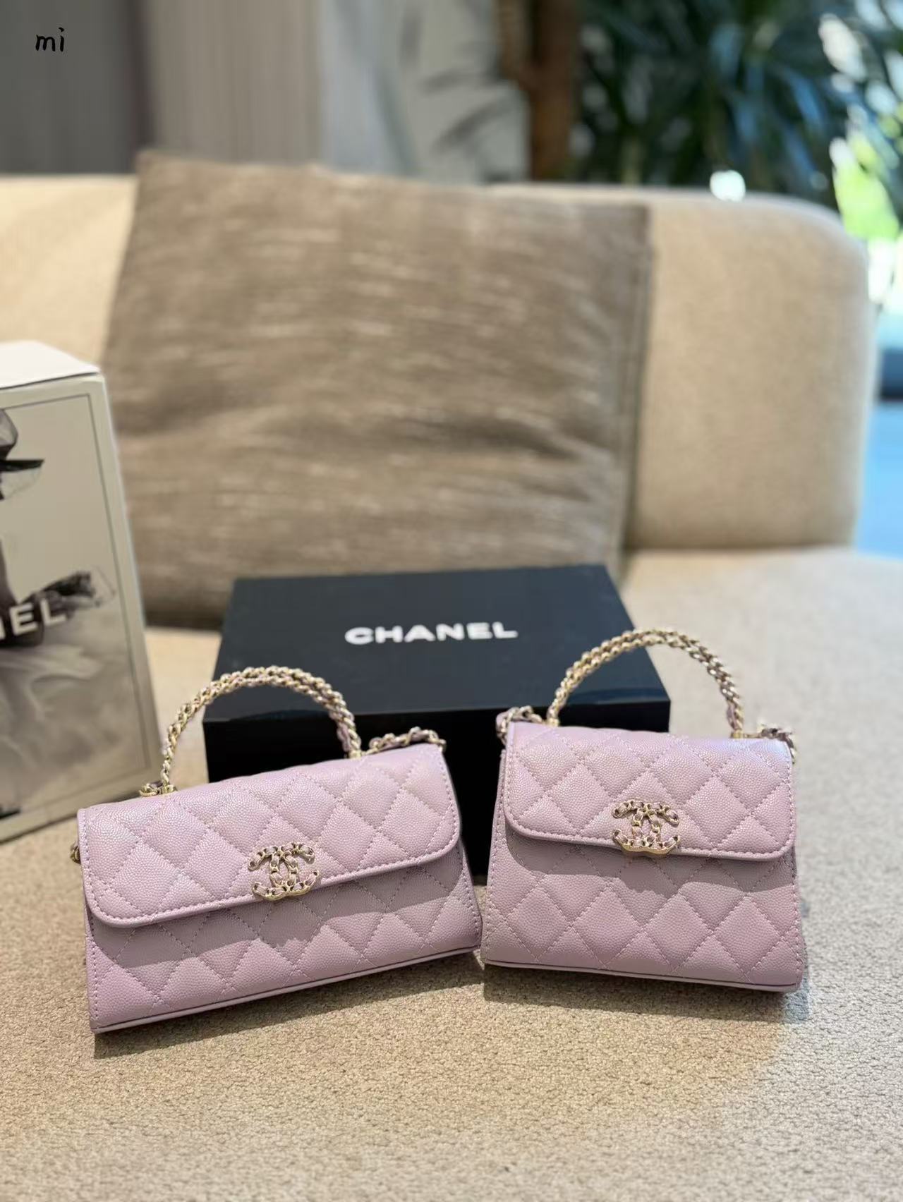 CHANE1 kellyチェーンハンドル・ハンドバッグ【50％割引+送料無料】