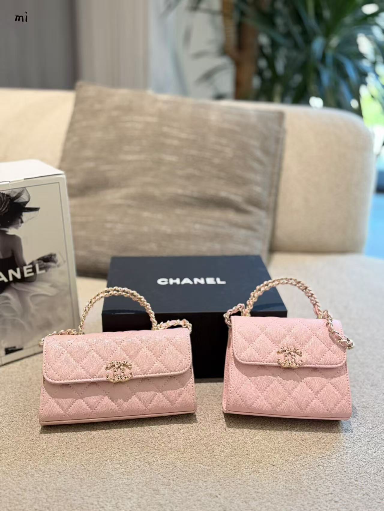 CHANE1 kellyチェーンハンドル・ハンドバッグ【50％割引+送料無料】