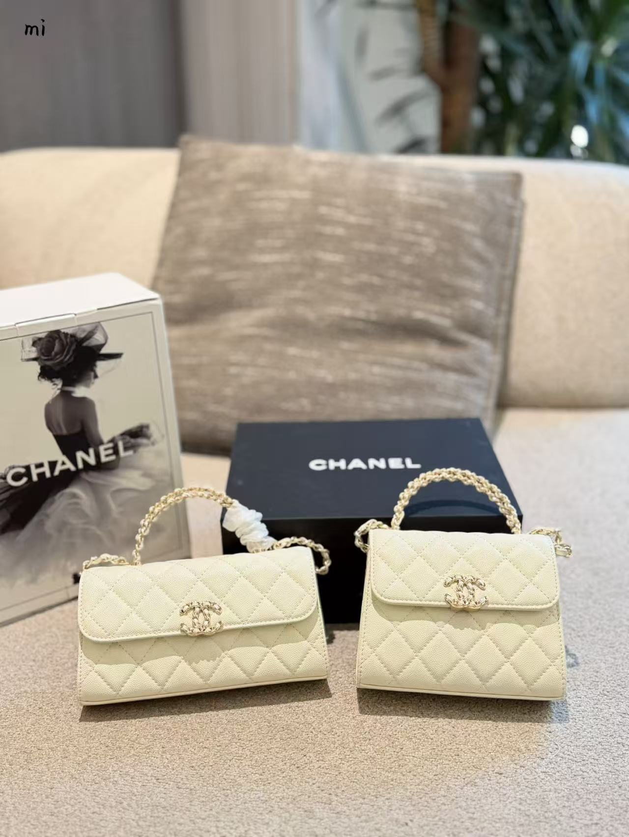CHANE1 kellyチェーンハンドル・ハンドバッグ【50％割引+送料無料】