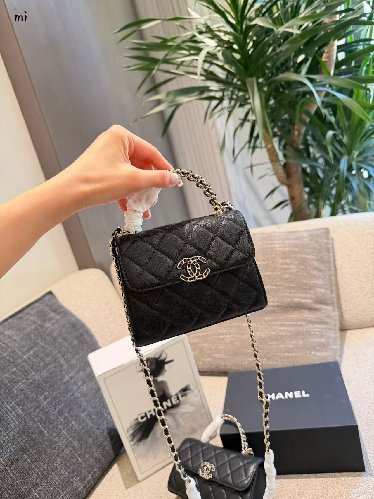 CHANE1 kellyチェーンハンドル・ハンドバッグ【50％割引+送料無料】