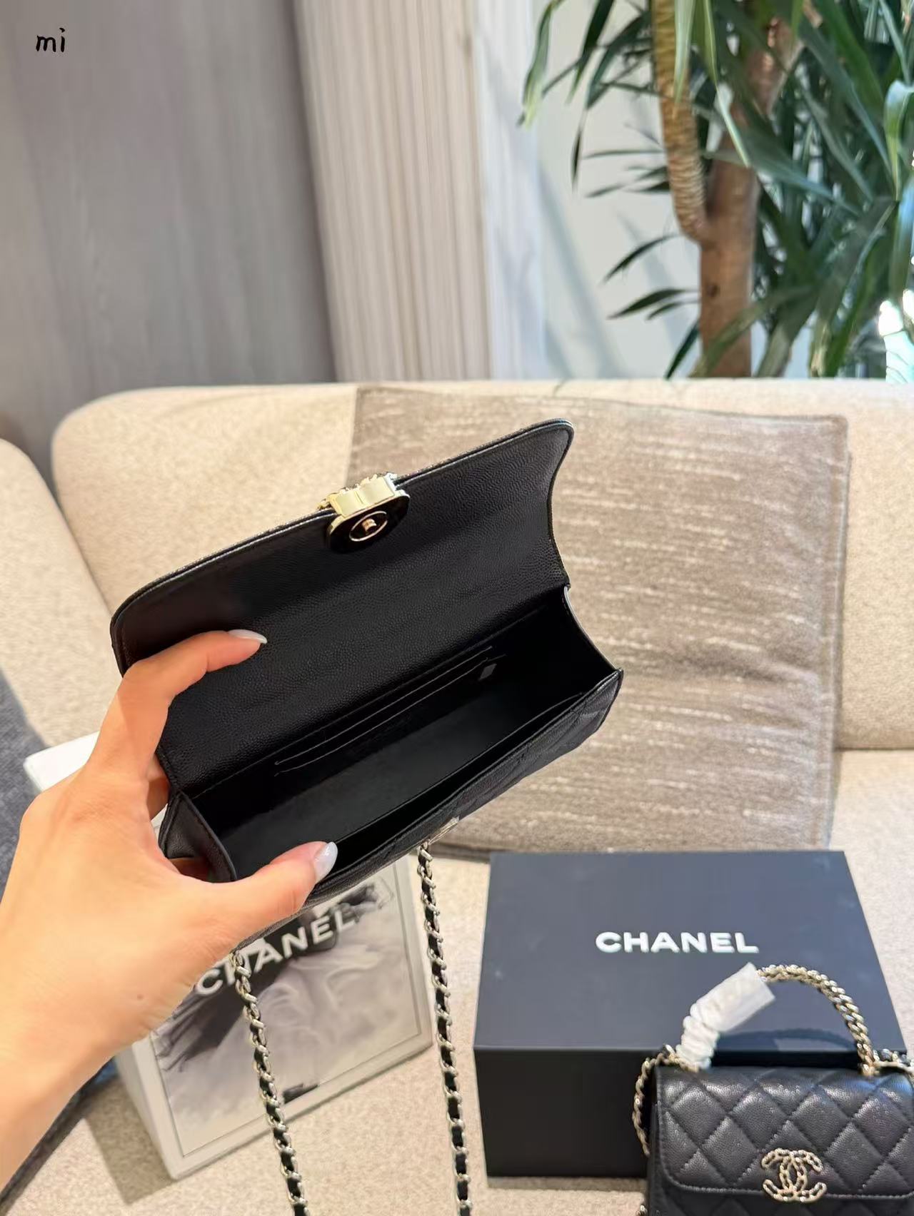 CHANE1 kellyチェーンハンドル・ハンドバッグ【50％割引+送料無料】