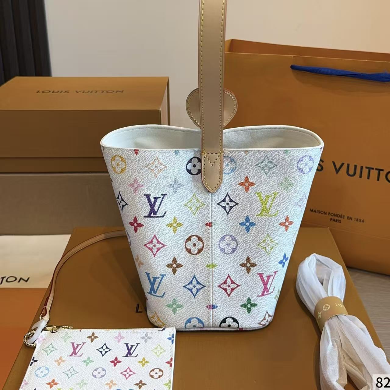 LV all inbbバケットバッグ【50％割引+送料無料】