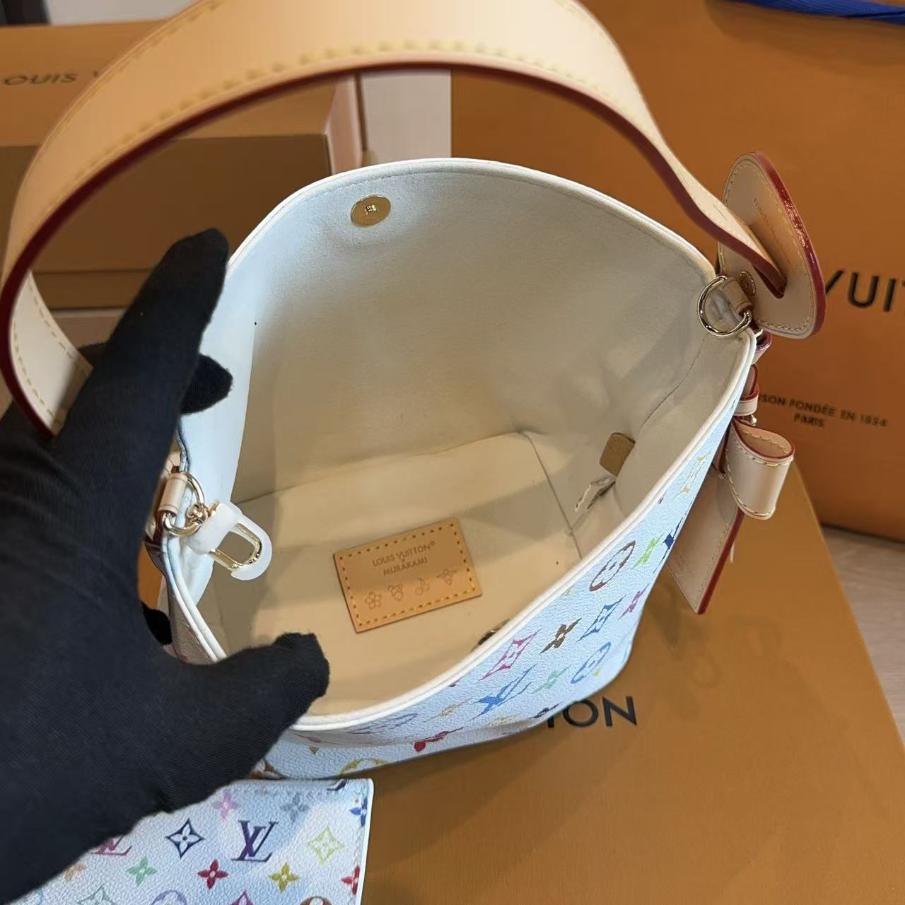 LV all inbbバケットバッグ【50％割引+送料無料】