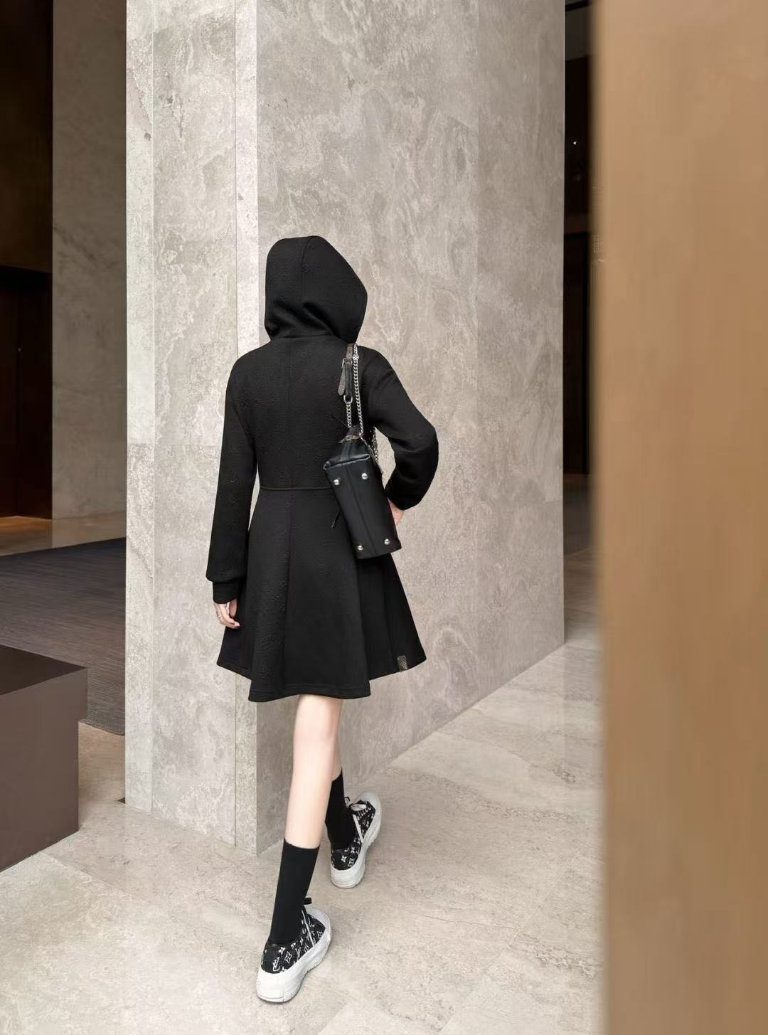 LV フード付き長袖フロントジップドレス【50％割引+送料無料】