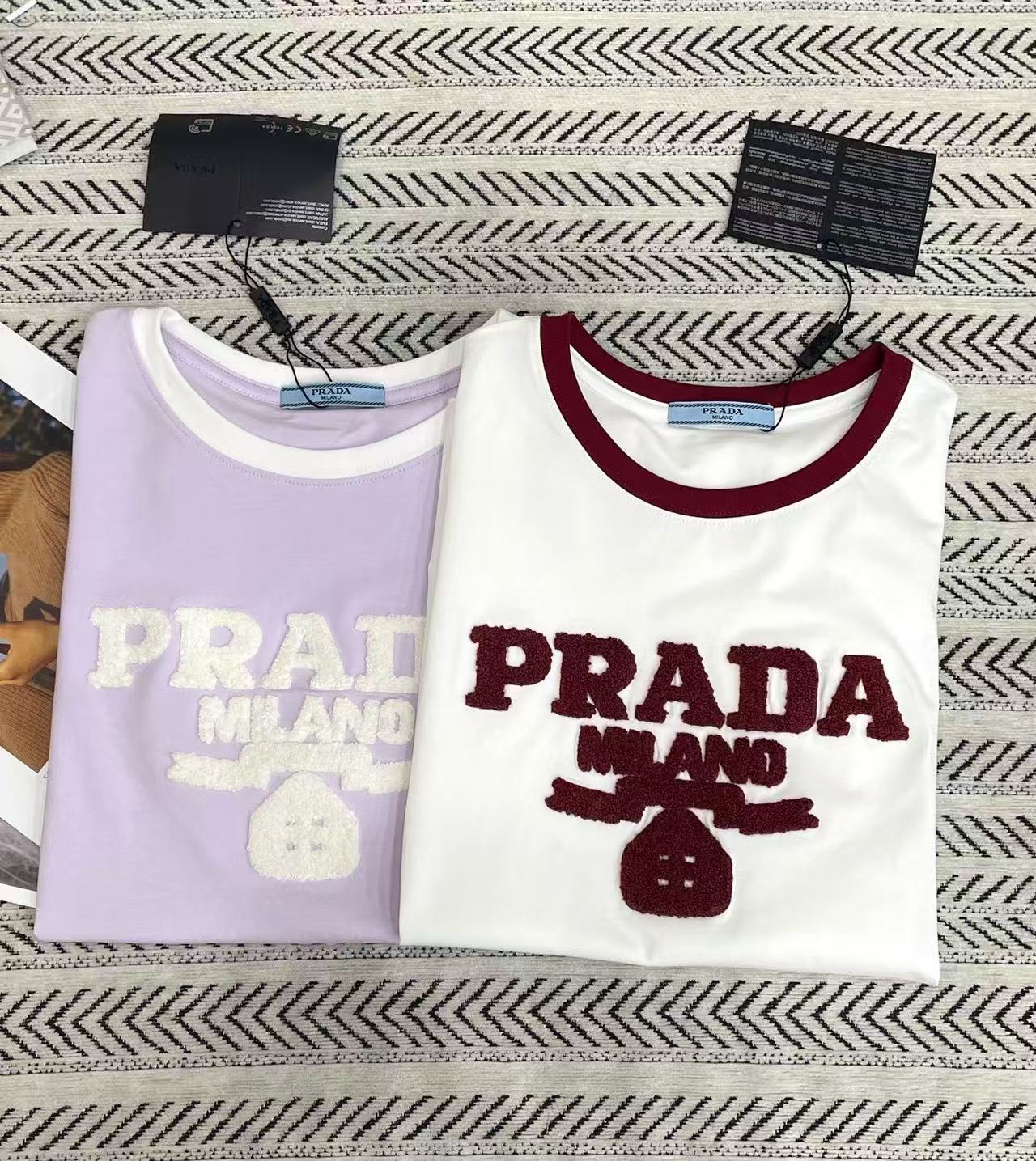 PR4DA 刺繍入りレターTシャツ【50％割引+送料無料】