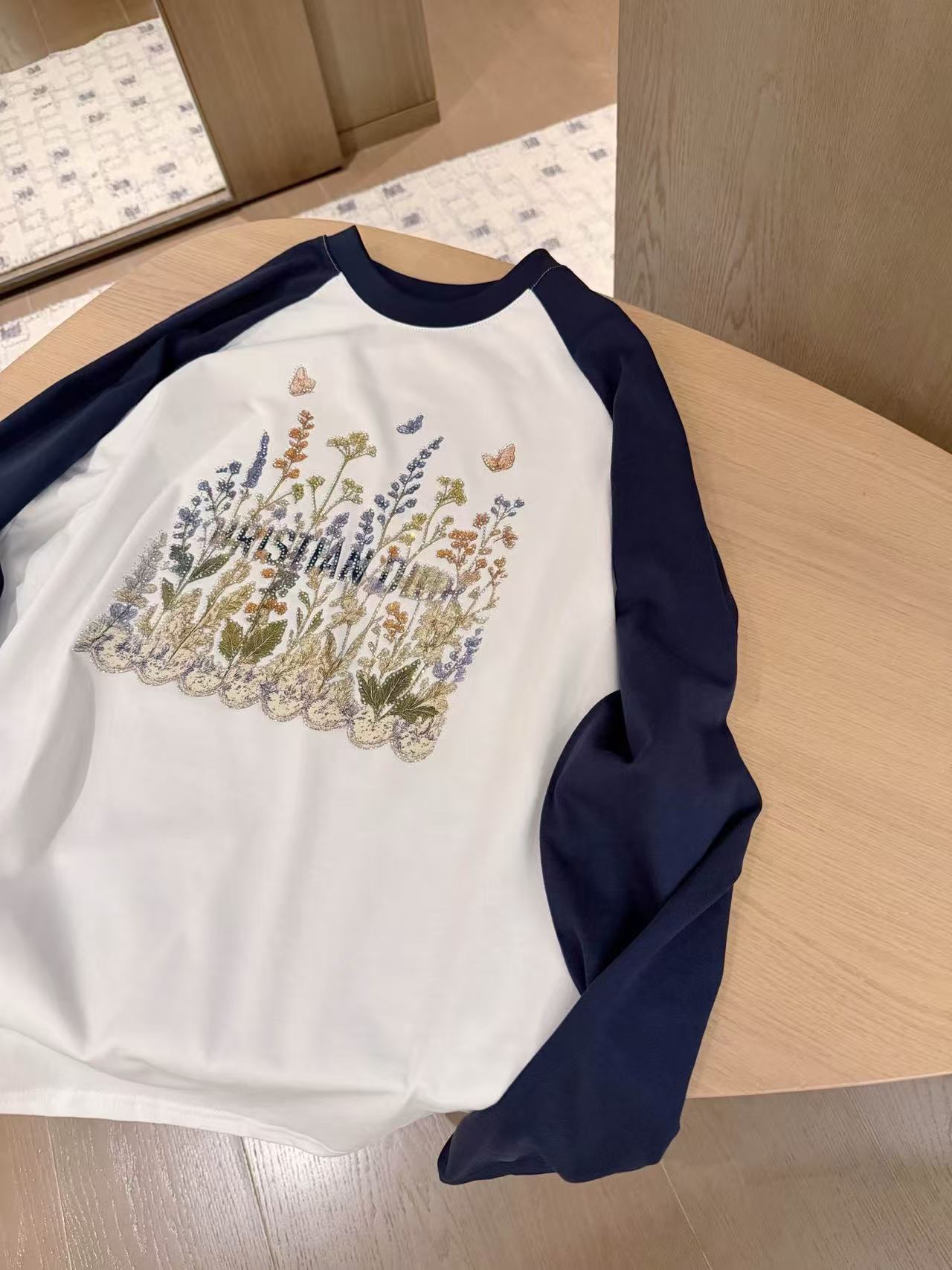 DI0Rカラーブロック刺繍Tシャツ【50％割引+送料無料】