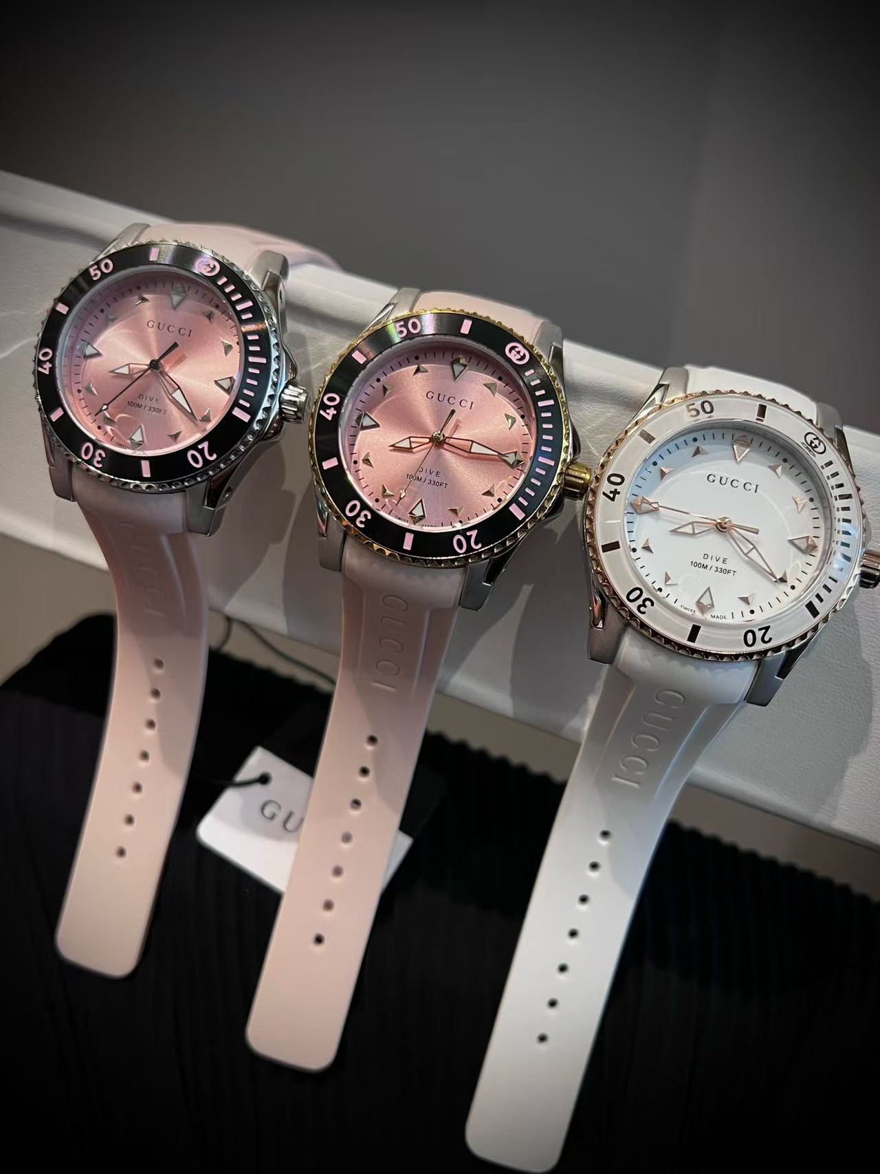 GUCC1 Diveレディース腕時計【50％割引+送料無料】