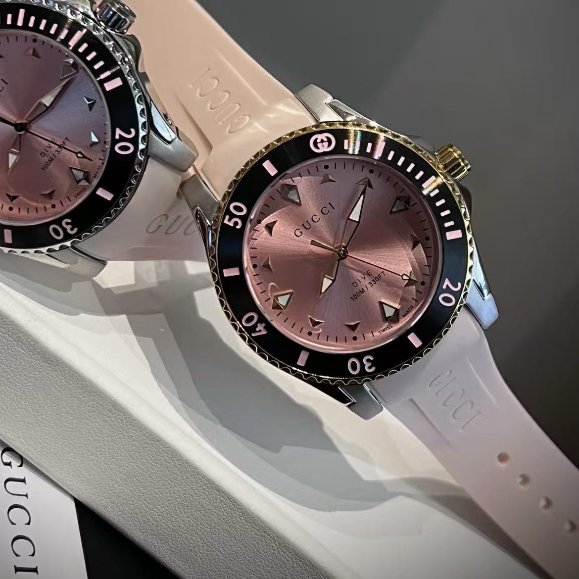 GUCC1 Diveレディース腕時計【50％割引+送料無料】