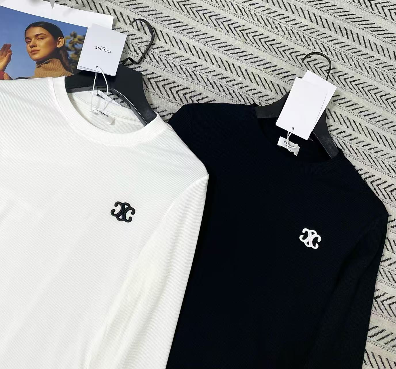 CEL1NE シンプル凱旋門刺繍ロゴTシャツ【50％割引+送料無料】