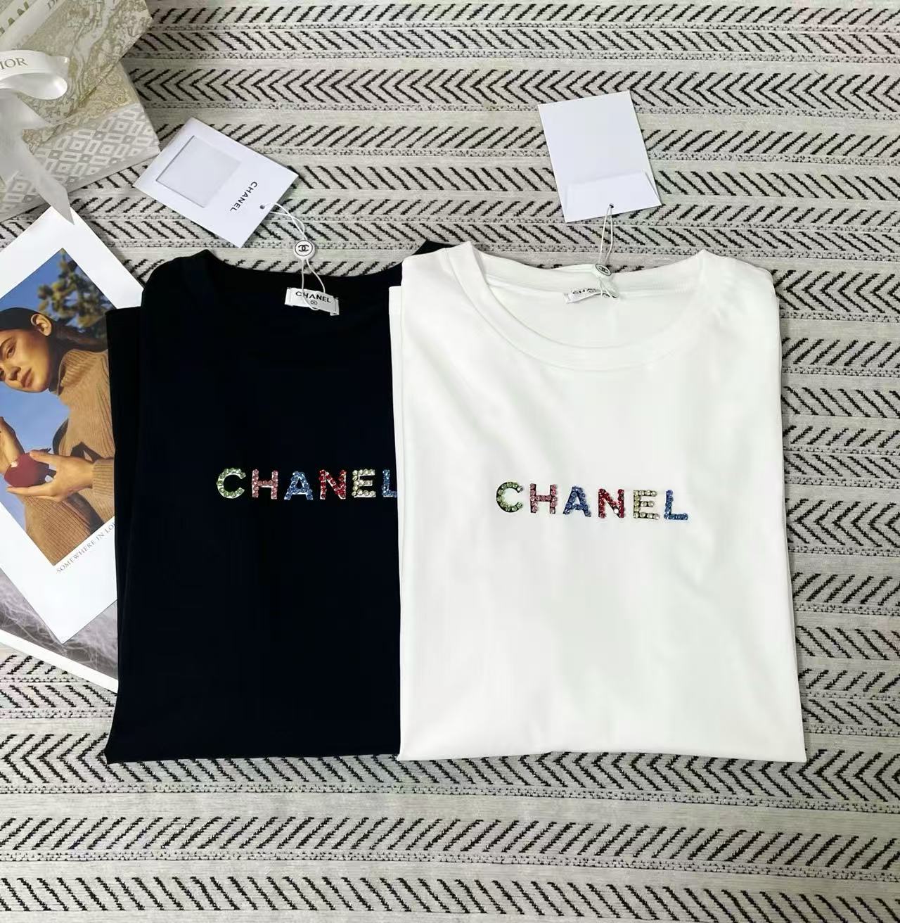 CHANE1 カラフルレター 長袖Tシャツ【50％割引+送料無料】