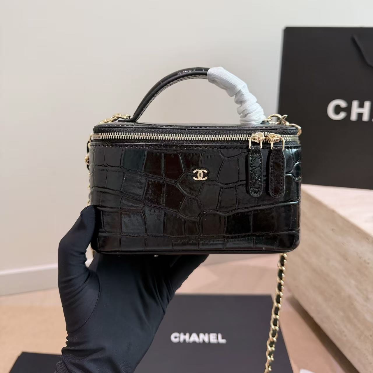 CHANE1 クロコダイル柄チェーンバッグ【50％割引+送料無料】