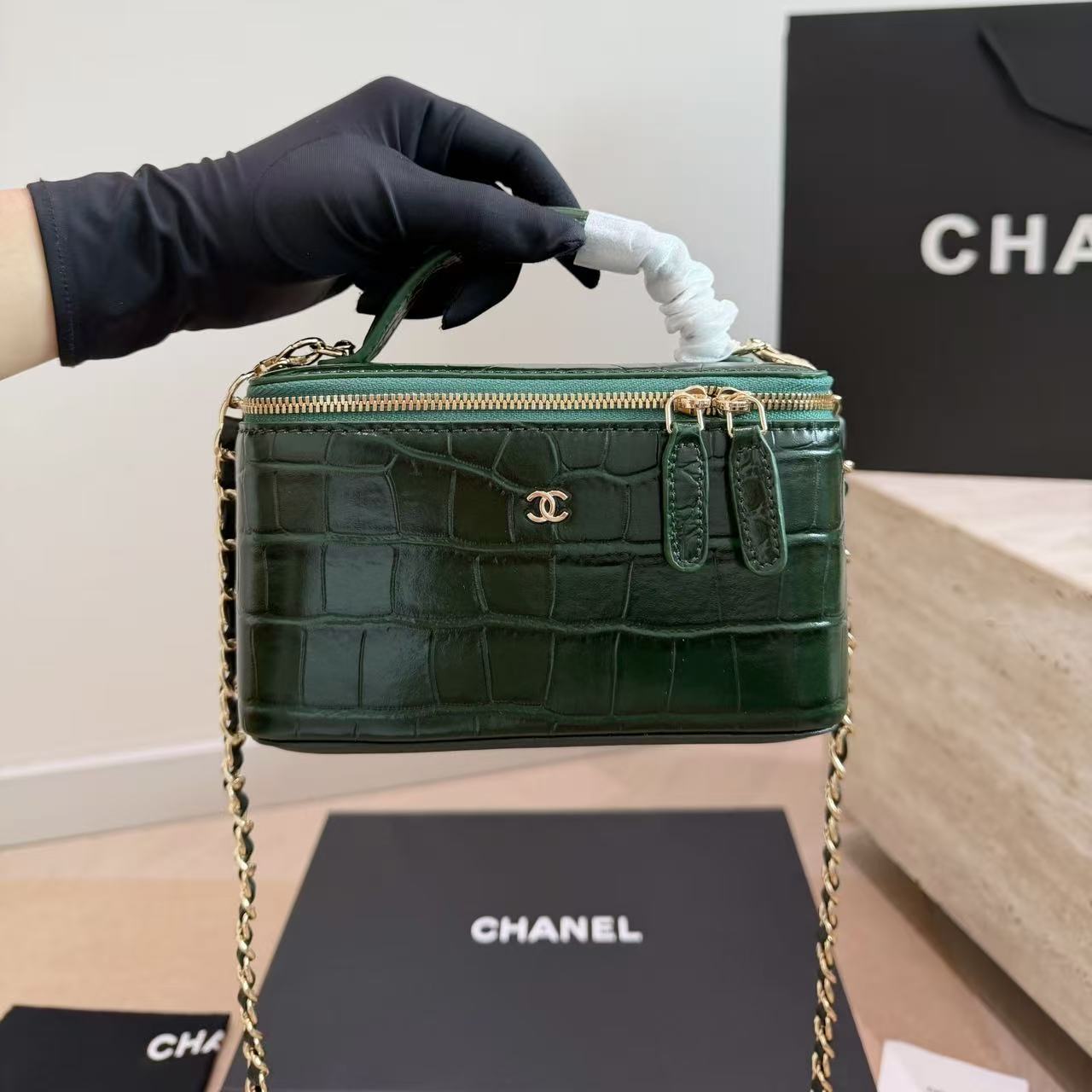CHANE1 クロコダイル柄チェーンバッグ【50％割引+送料無料】