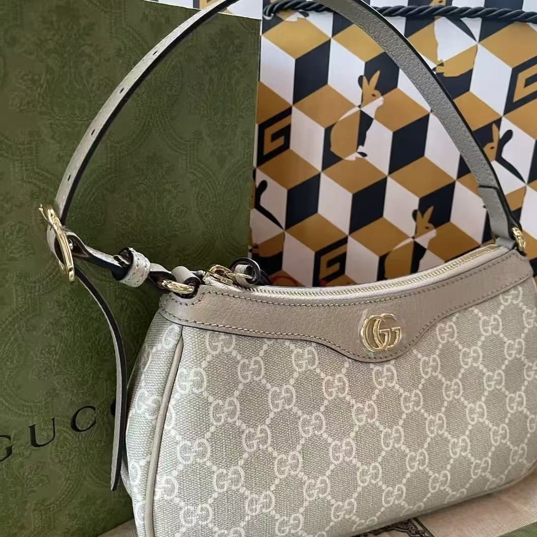 GUCCI ジャカード アンダーアームバッグ【 50％割引+送料無料】