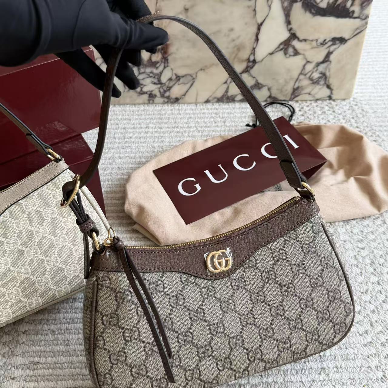 GUCCI ジャカード アンダーアームバッグ【 50％割引+送料無料】