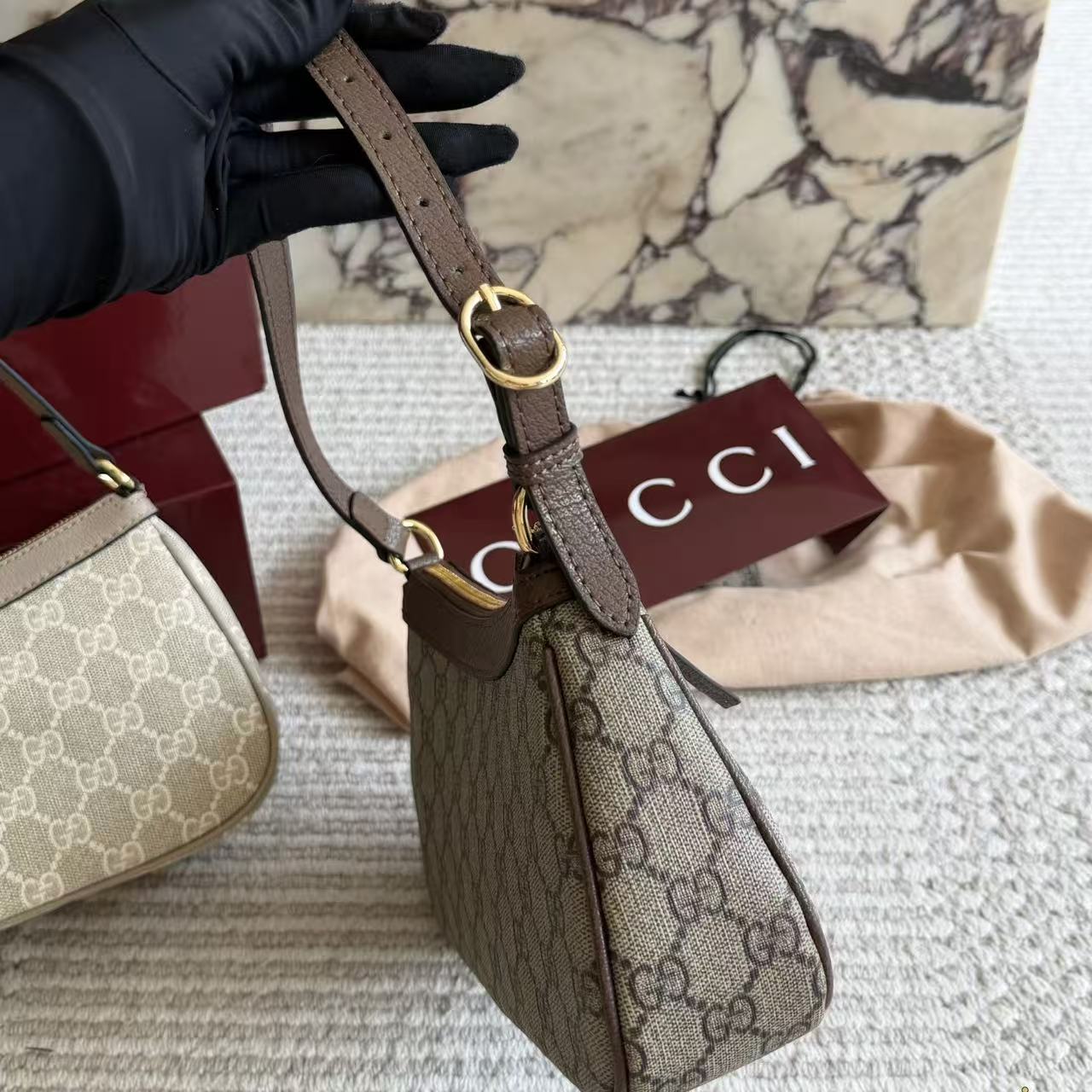 GUCCI ジャカード アンダーアームバッグ【 50％割引+送料無料】