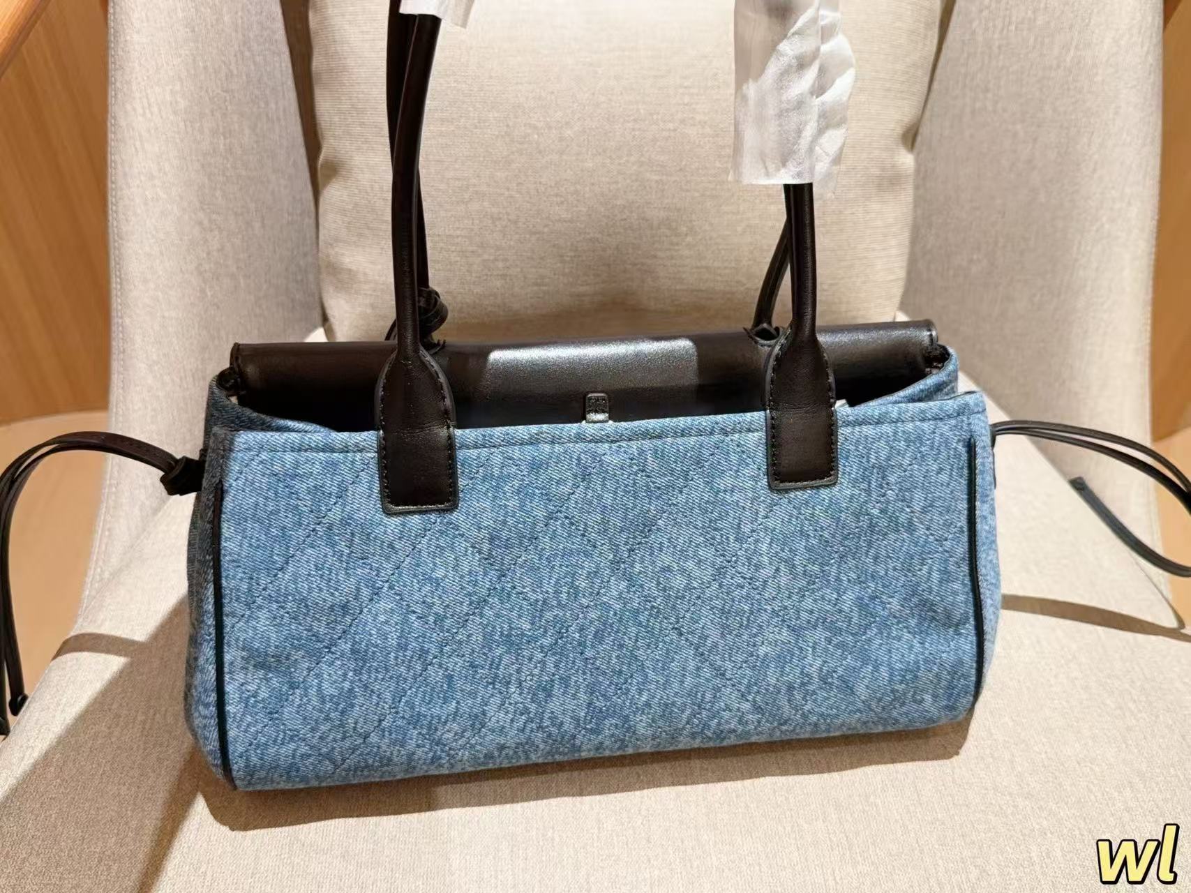 CHANE1 カラーブロックデニムアンダーアームバッグ【 50％割引+送料無料】