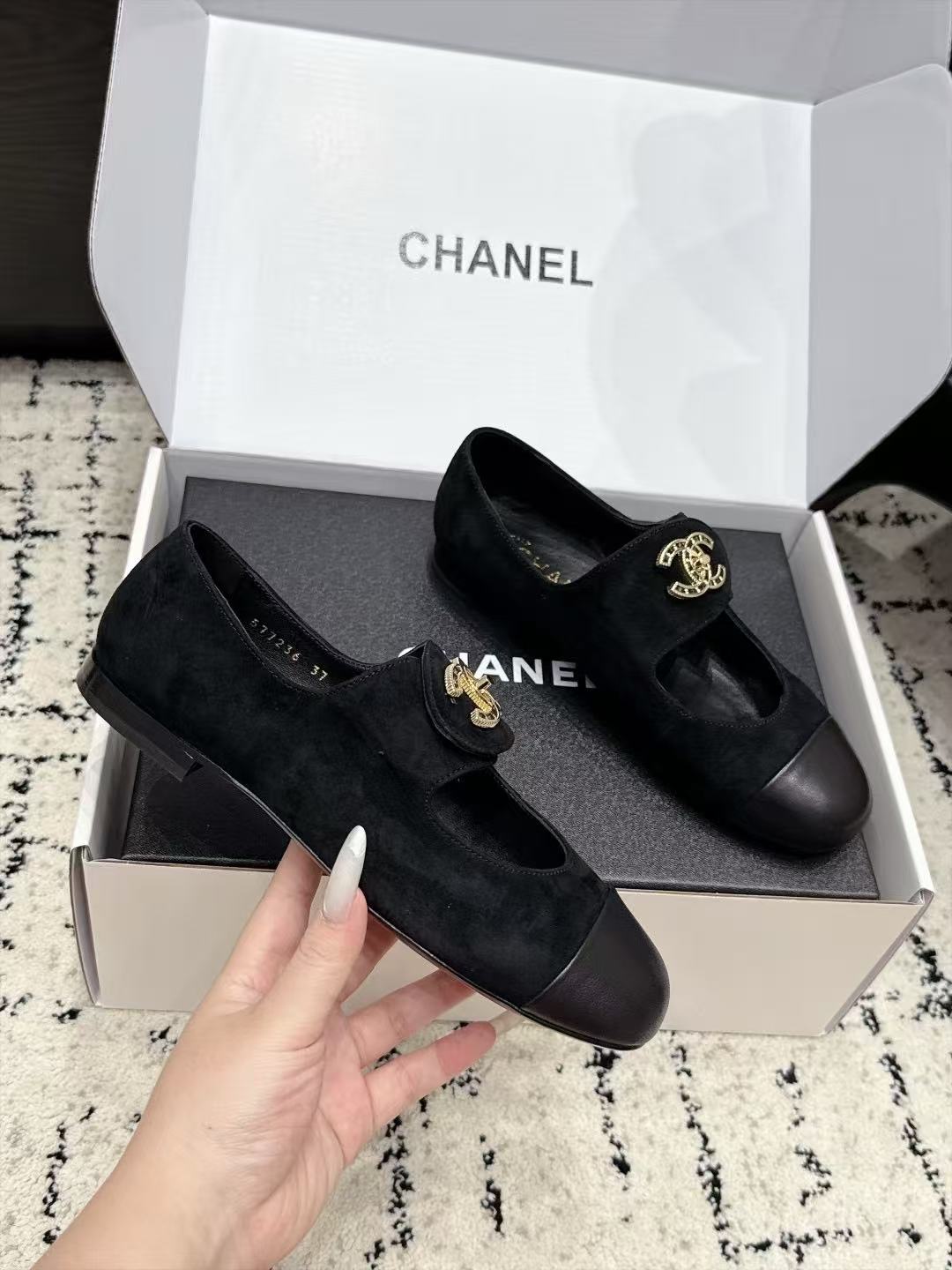 CHANE1 高品質ダブルCラムスキンフラットシューズ【50％割引+送料無料】