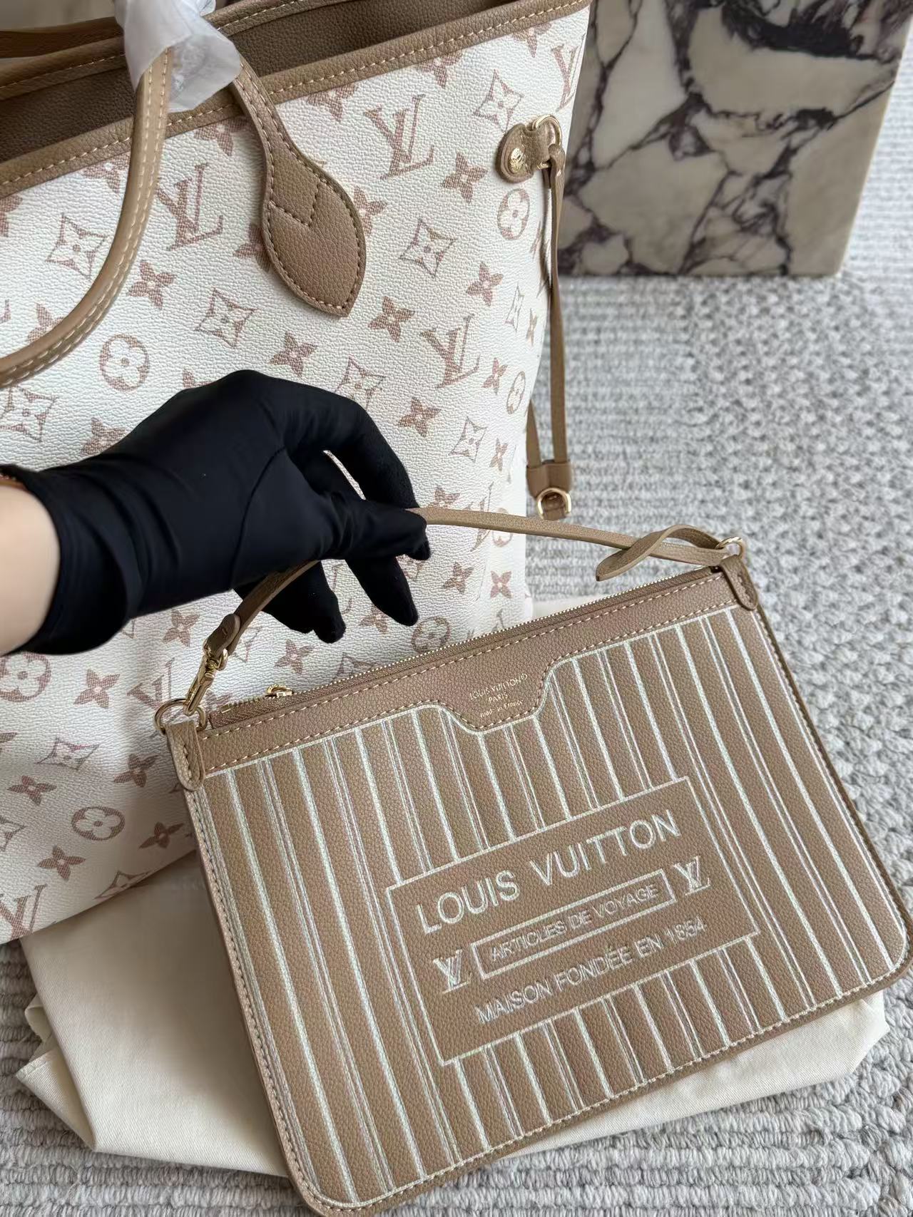 LV neverfullショッピングバッグ【50％割引+送料無料】