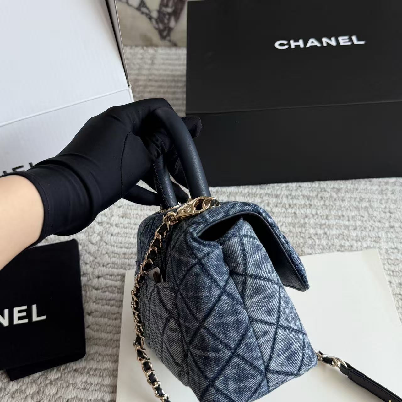 CHANE1 coco handleデニムハンドバッグ【50％割引+送料無料】