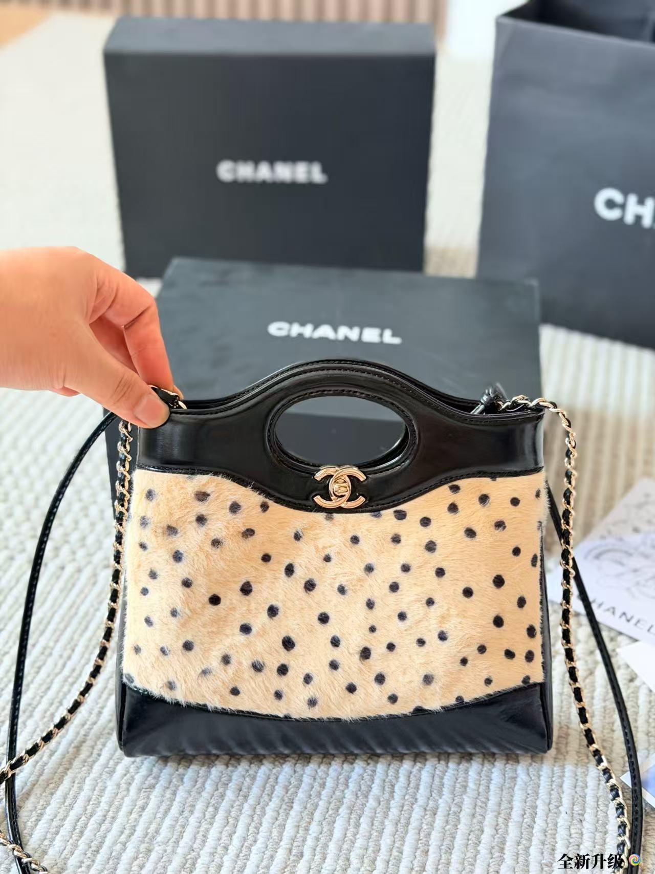 CHANE1 ポルカドットチェーンバッグ【 50％割引+送料無料】