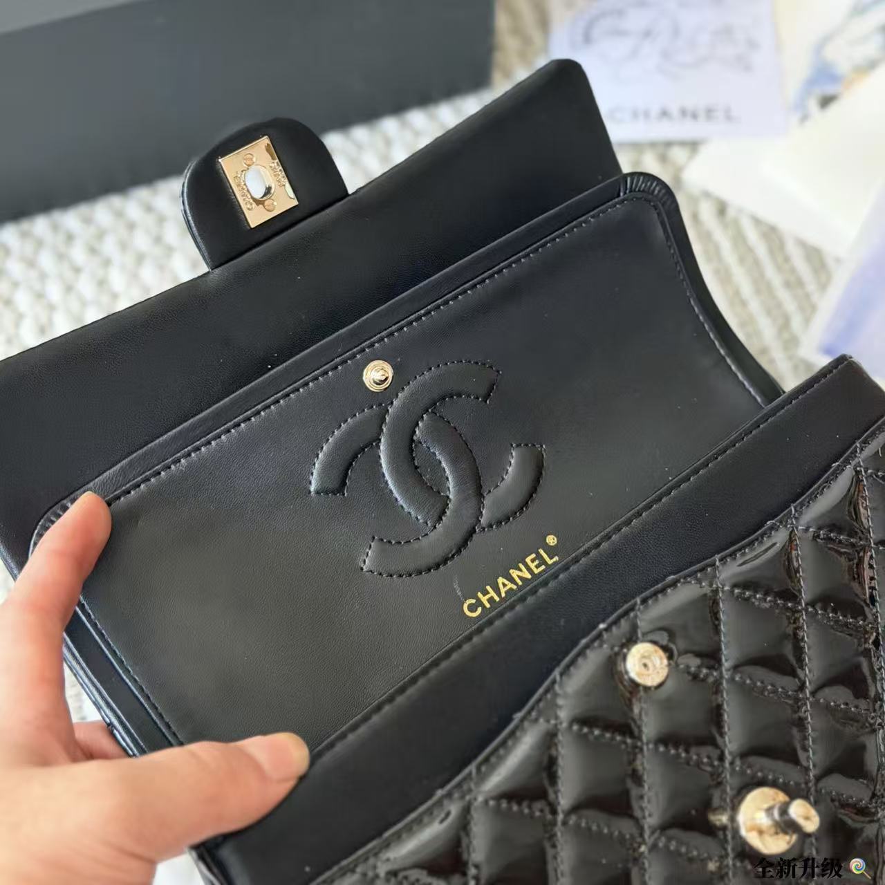 CHANE1 チェーン パテントレザー ショルダーバッグ【 50％割引+送料無料】