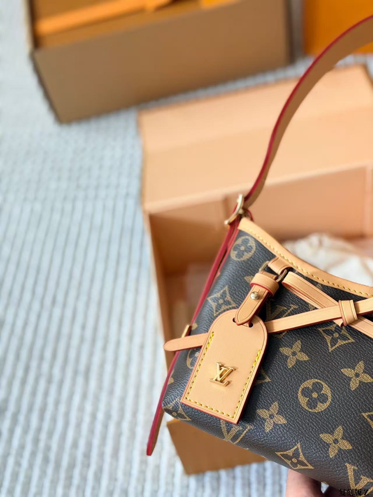 LV Nano Carryallショルダーバッグ【 50％割引+送料無料】