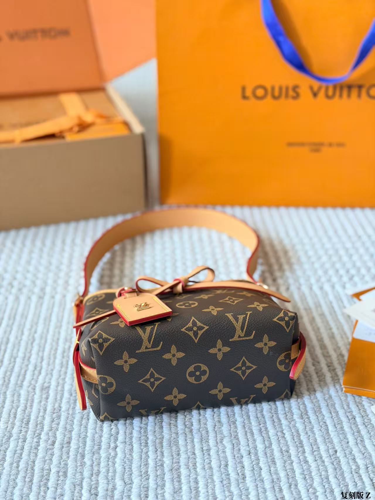 LV Nano Carryallショルダーバッグ【 50％割引+送料無料】