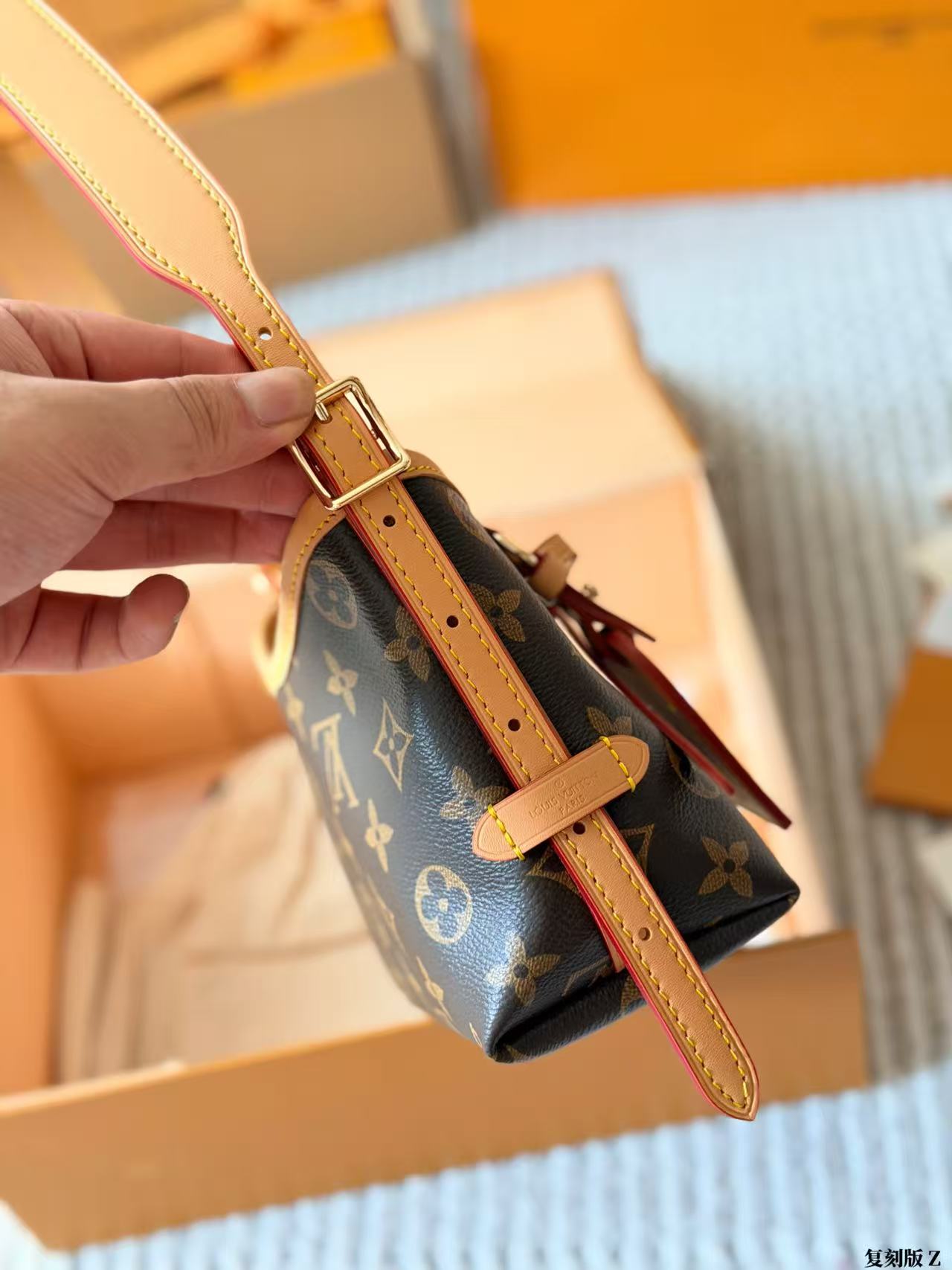 LV Nano Carryallショルダーバッグ【 50％割引+送料無料】