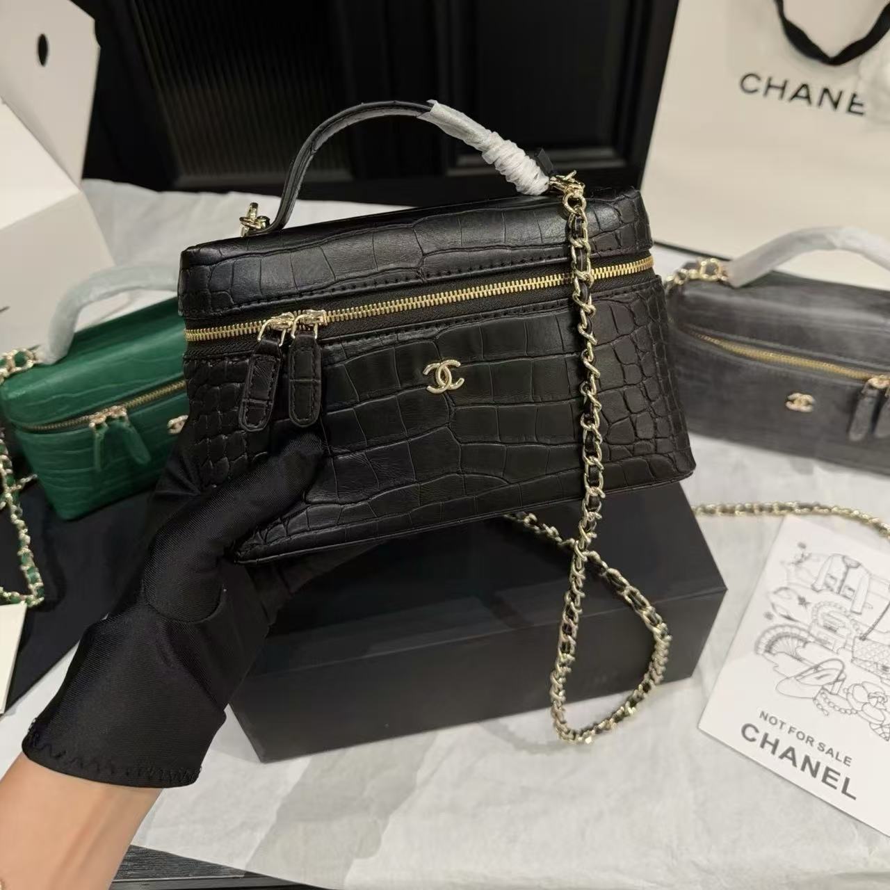 CHANE1 クロコダイル柄チェーンバッグ【50％割引+送料無料】