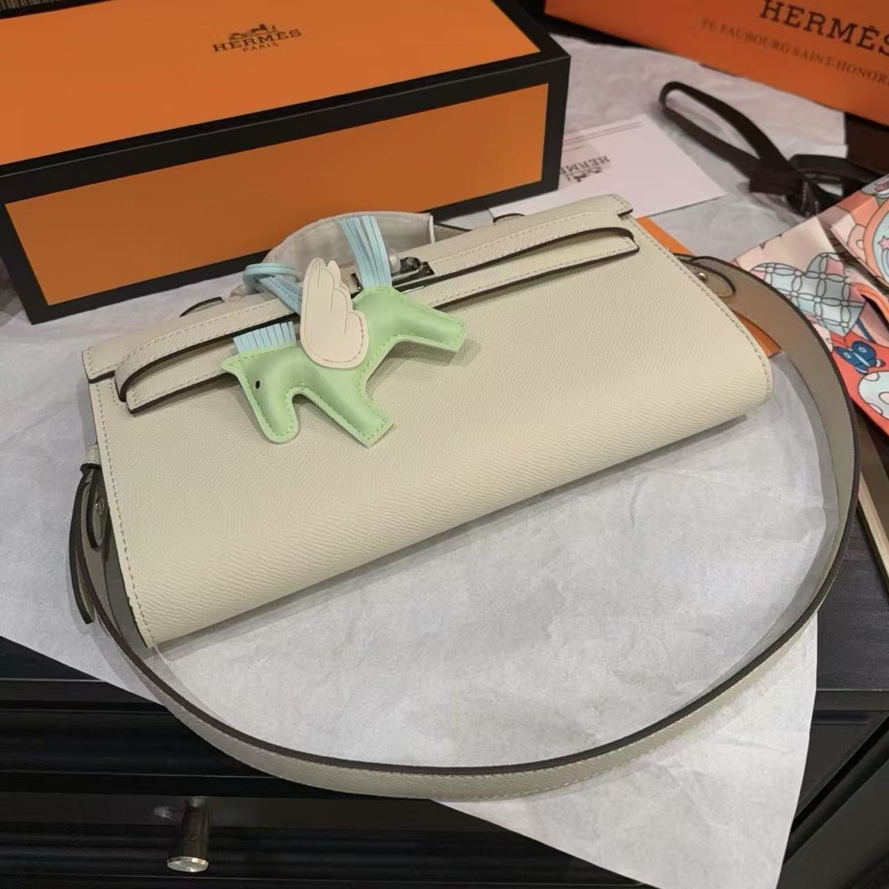 HERME5 kelly cut脇下バッグ【50％割引+送料無料】