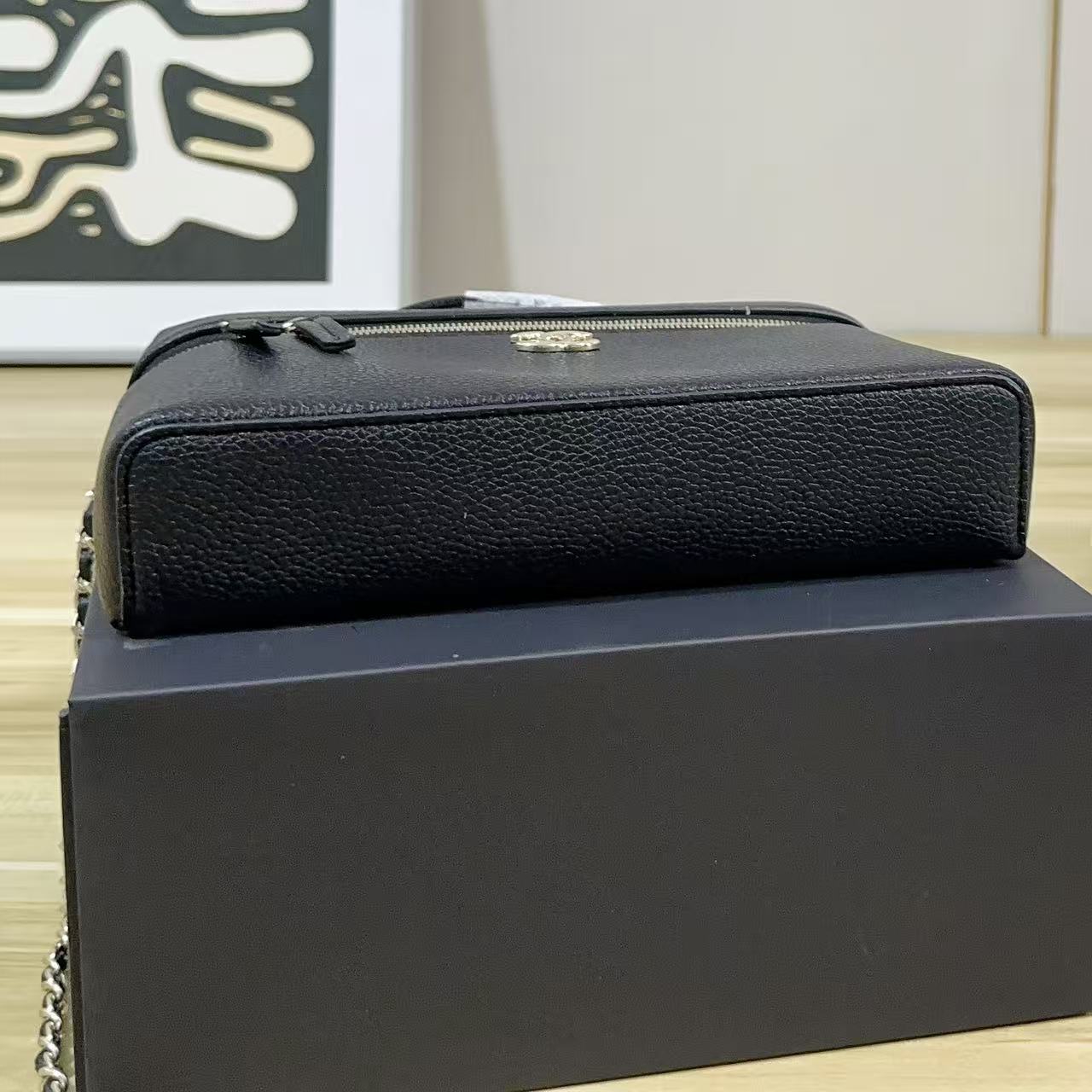 CHANE1 シンプルレザーチェーンバッグ【50％割引+送料無料】