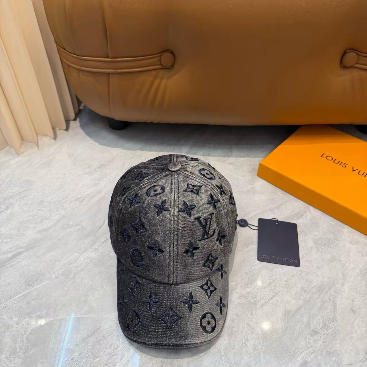 LV 四つ葉のクローバー ベースボールキャップ【50％割引+送料無料】