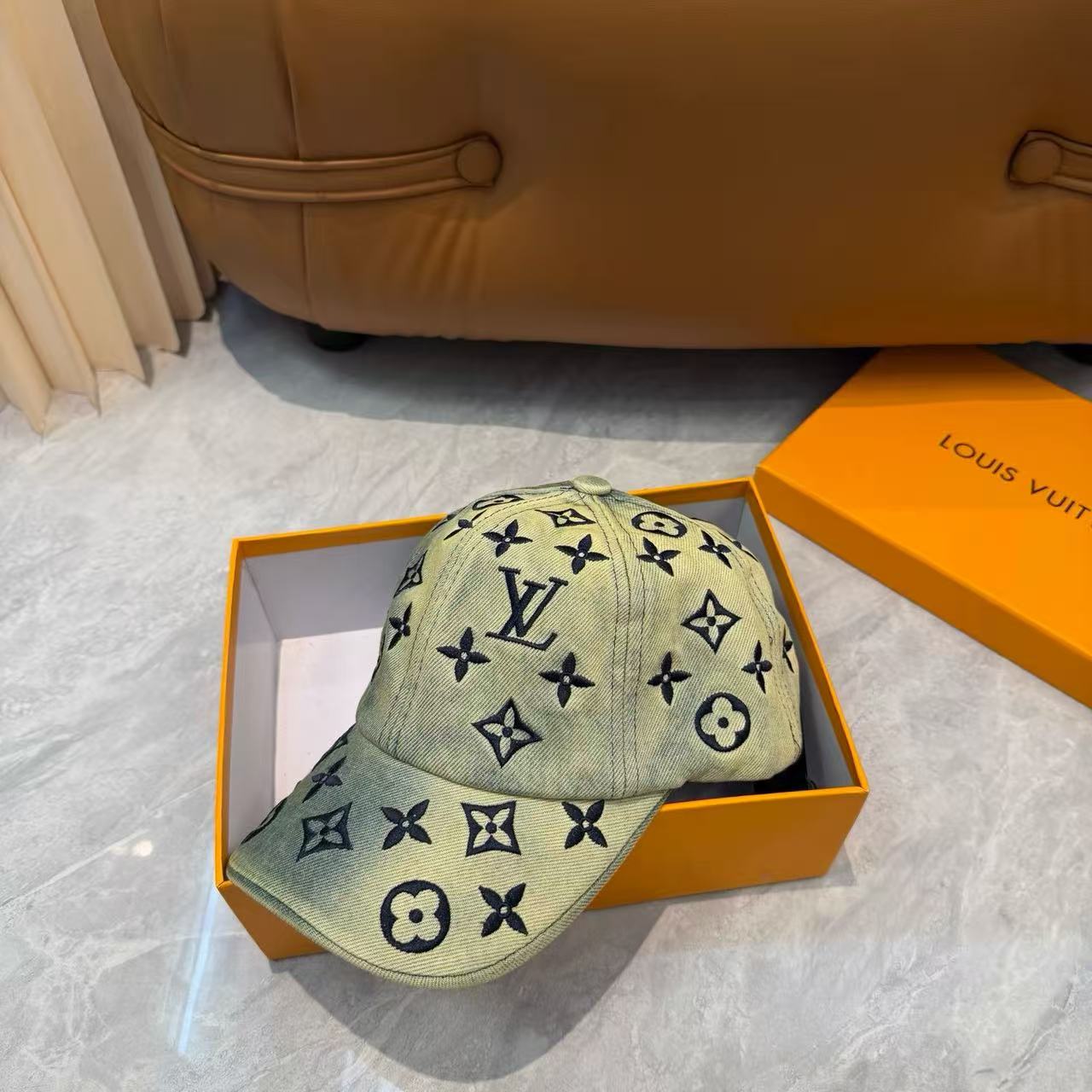 LV 四つ葉のクローバー ベースボールキャップ【50％割引+送料無料】