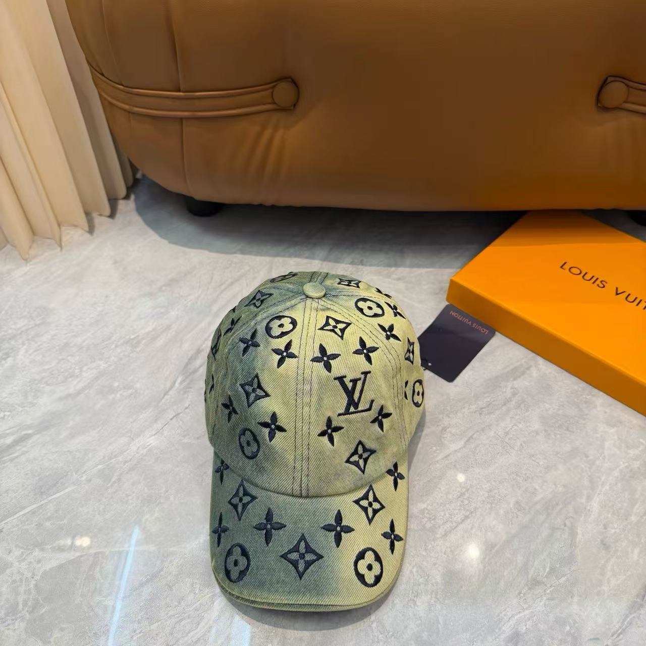 LV 四つ葉のクローバー ベースボールキャップ【50％割引+送料無料】