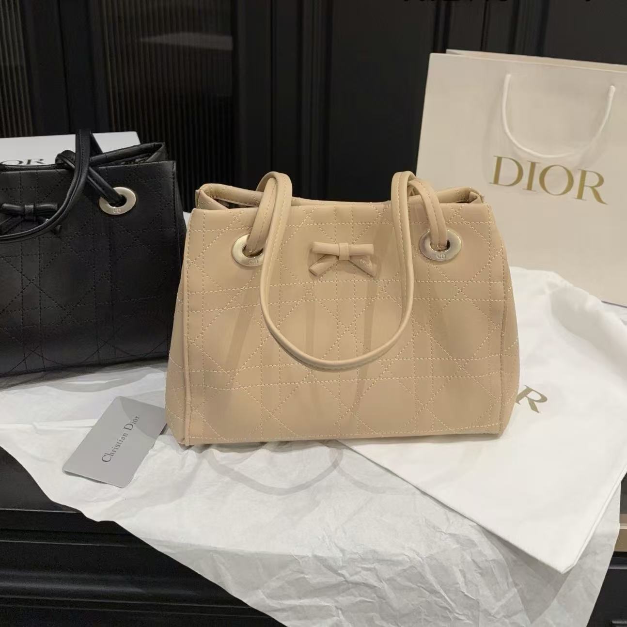 DI0Rチェック柄の脇下バッグ【50％割引+送料無料】