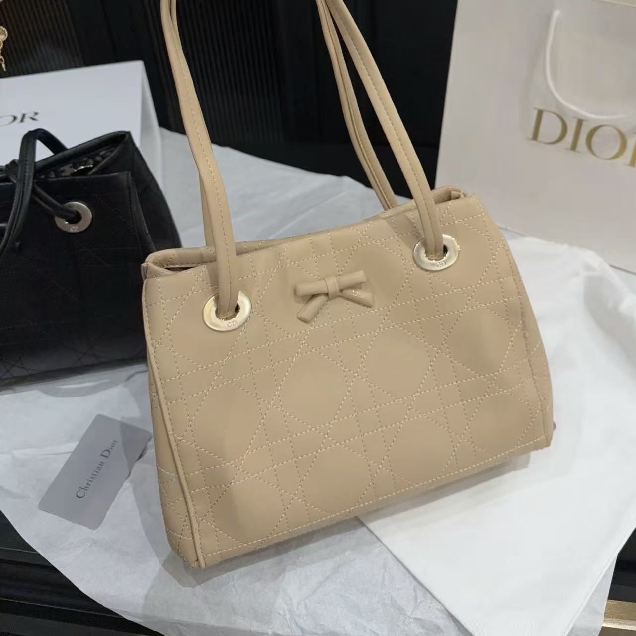 DI0Rチェック柄の脇下バッグ【50％割引+送料無料】