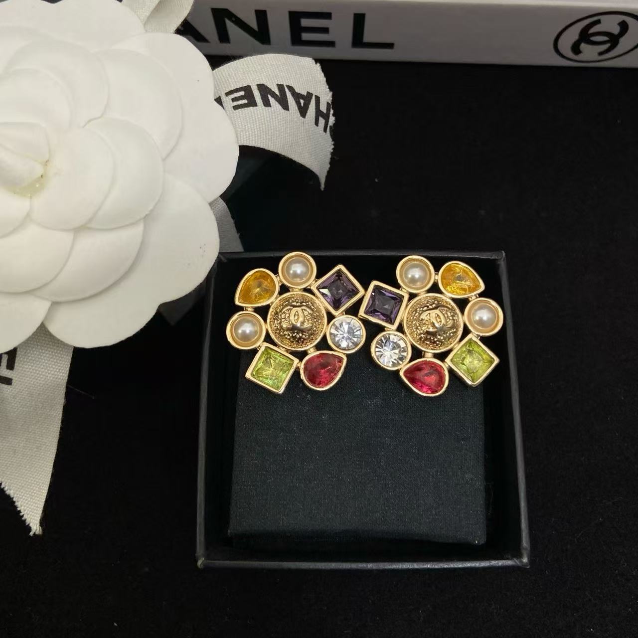 CHANE1 カラフルダブルCスタッドピアス【50％割引+送料無料】