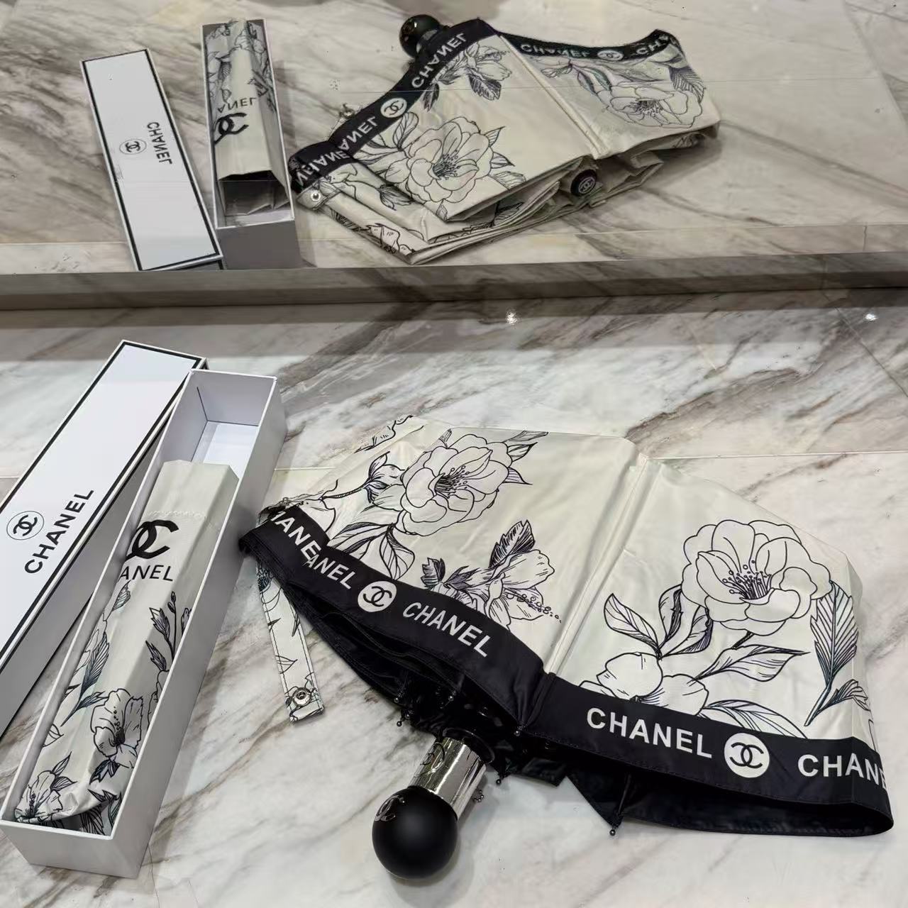 CHANE1 プリント入りダブルC折りたたみ傘【50％割引+送料無料】